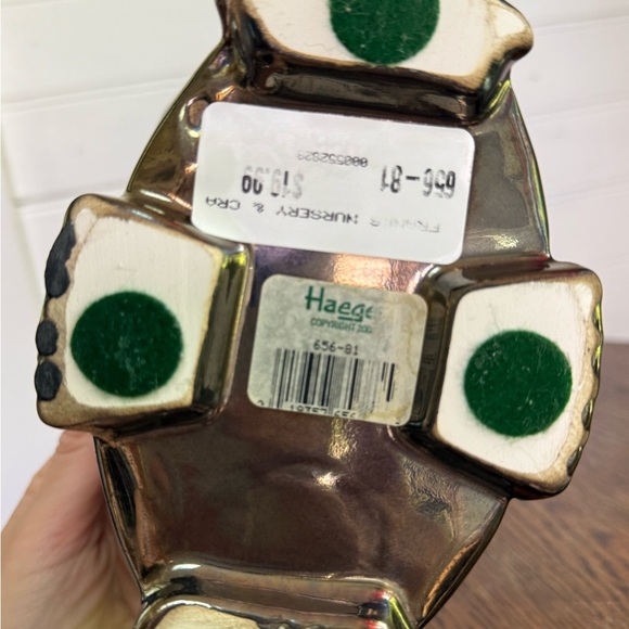 Royal Hager bronze color planter pot - Picture 5 of 7